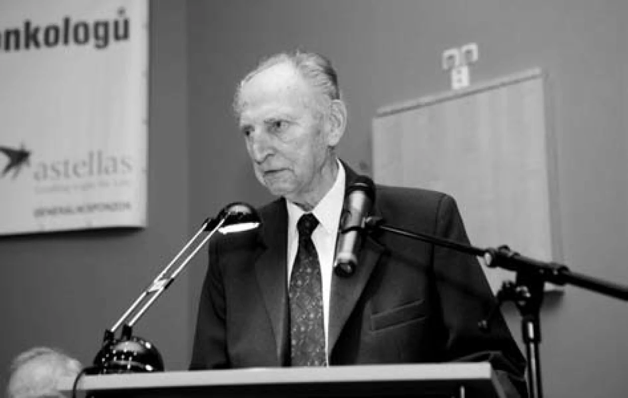 Profesor Hrodek oslavil první den konference 88. narozeniny.