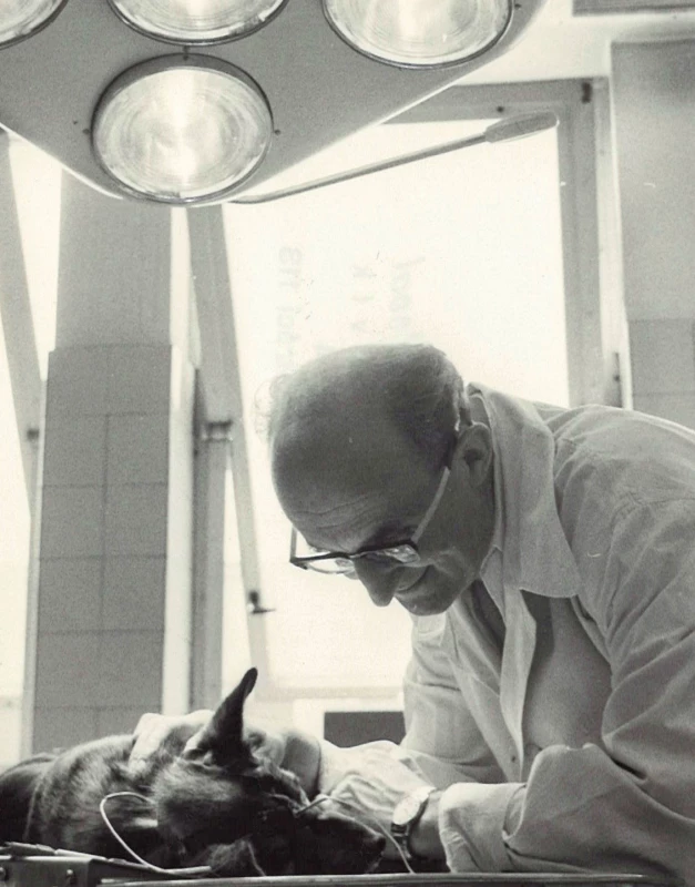 Prof. MUDr. Jaroslav Počta, CSc. (1923–2006)
(fotografie z rodinného archivu)