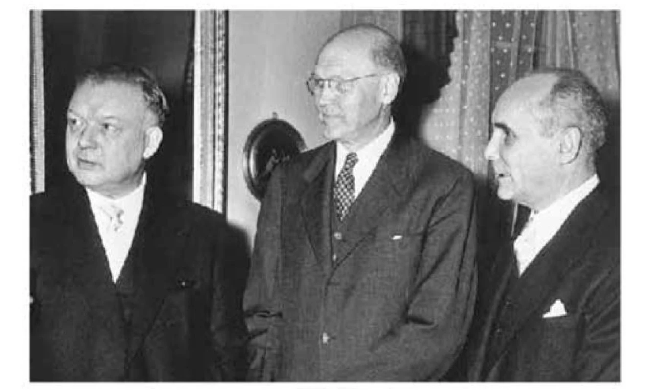 Forssmann dostal v roku 1956 spolu s A. F. Cournandom a D. W. Richardsom
Nobelovu cenu, v rámci čoho predniesol Nobelovu prednášku [16]. V tejto prednáške
Forssmann osobitne zdôraznil význam prác svojich predchodcov.