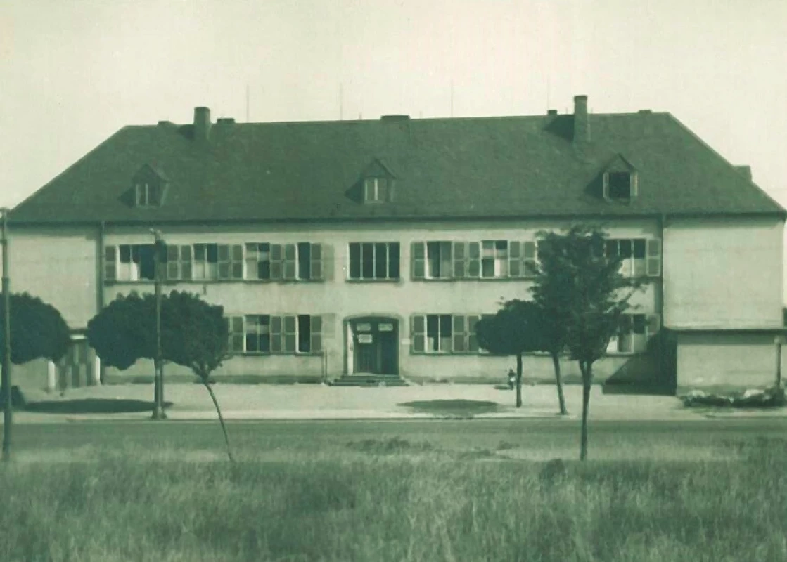 Nová budova dětské kliniky r. 1946. Archiv UP.